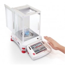 Ohaus Explorer Balance 220g x 0.0001g with AutoCal with electronic doors