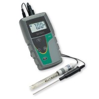 pH 6+ pH/ORP Meter, single junction pH electrode ECFC7252101B, ATC probe & carrying kit
